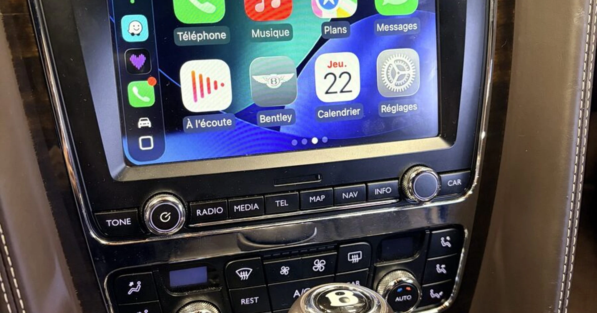 Bentley Continental : CarPlay et caméra de recul