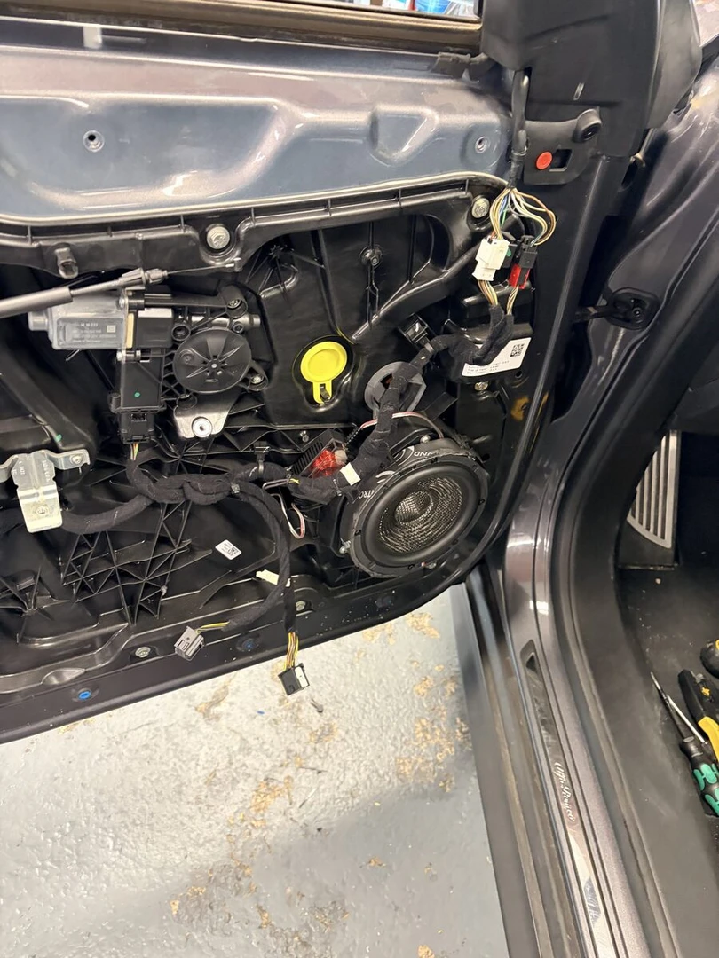 Alfa Romeo Stelvio : la signature sonore BLAM Signature 165S45