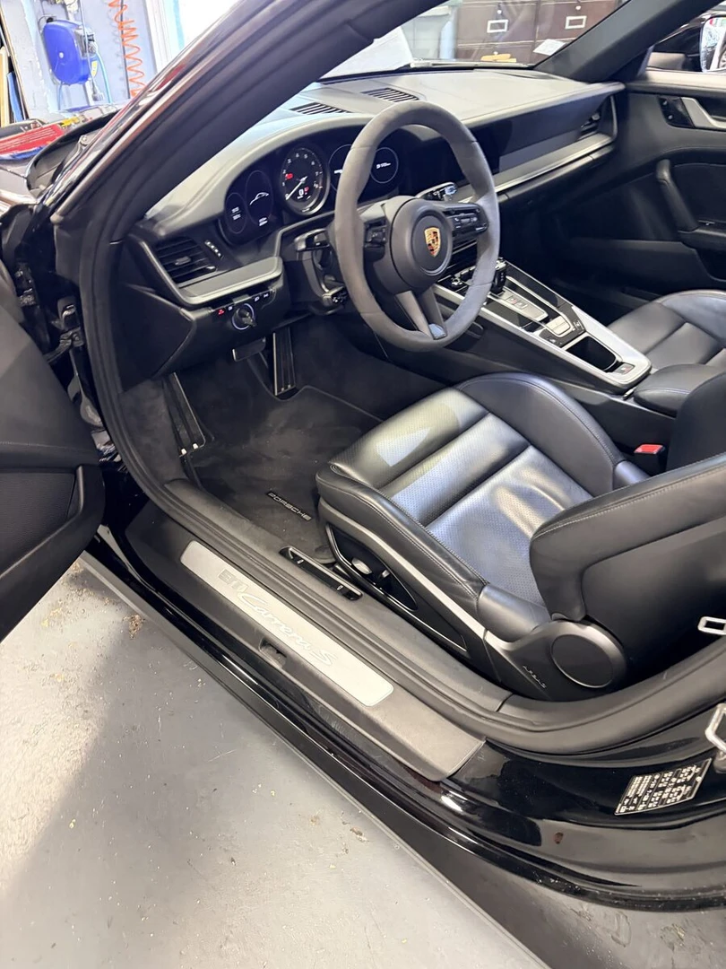 Porsche 992 Carrera S : BLAM Relax PO200 et 100MNS, portes insonorisées