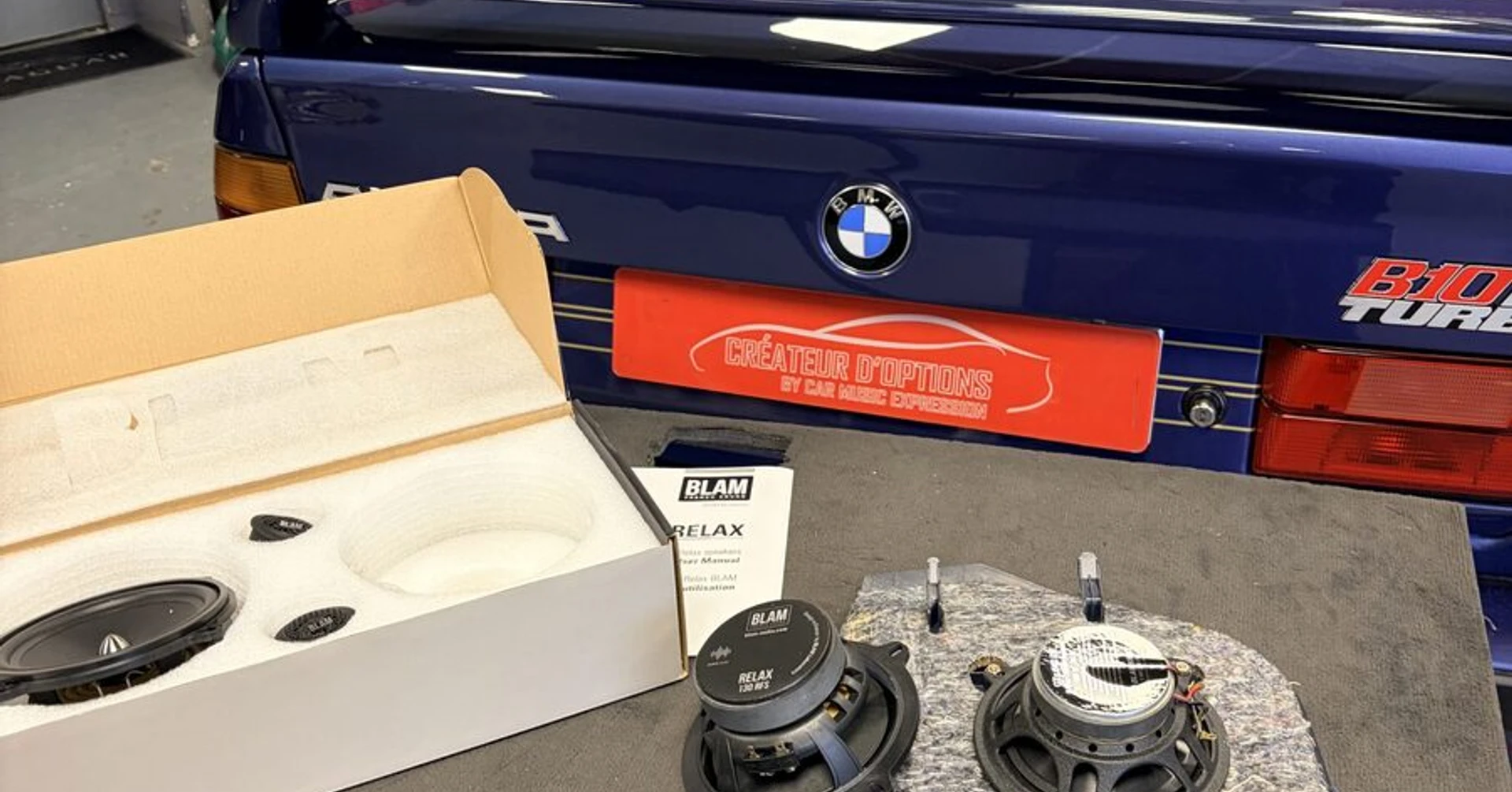 BMW Alpina B10 : autoradio cassette révisé et son BLAM