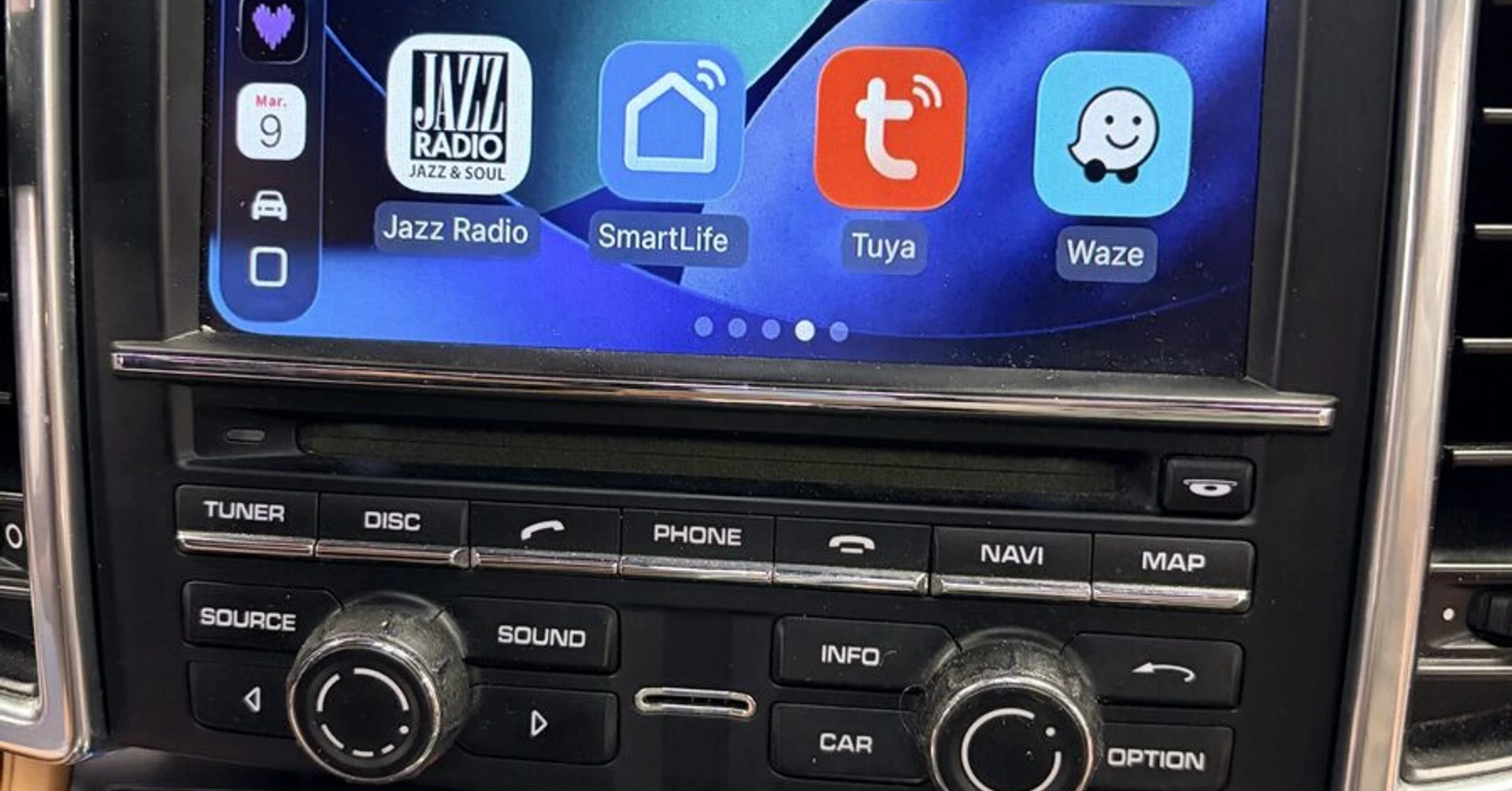 CarPlay, Pack Chrono et caméra de recul sur Porsche Cayenne