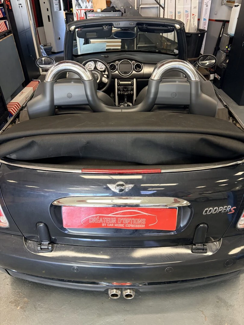 Mini Cooper S Cabriolet : ampli Harman Kardon remplacé par un BLAM