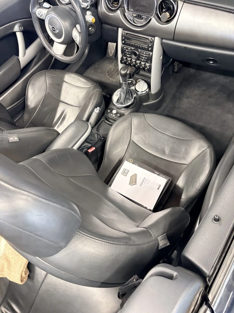 Mini Cooper S Cabriolet : ampli Harman Kardon remplacé par un BLAM