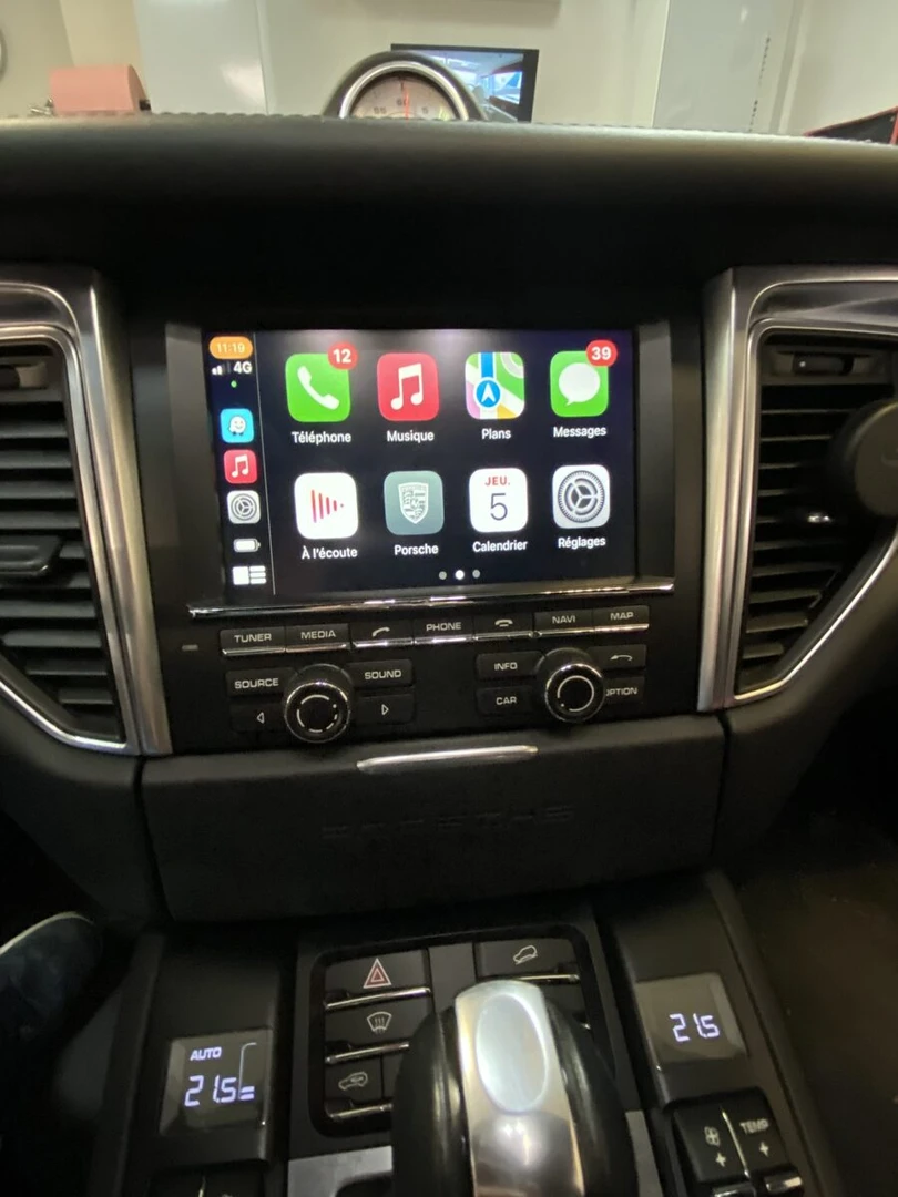 Porsche Macan S : CarPlay et Android Auto sur l'écran d'origine