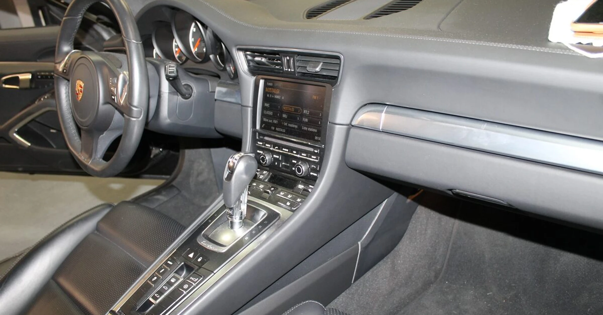 Réparation PCM 4.1 qui redémarre sur Porsche 991 Turbo