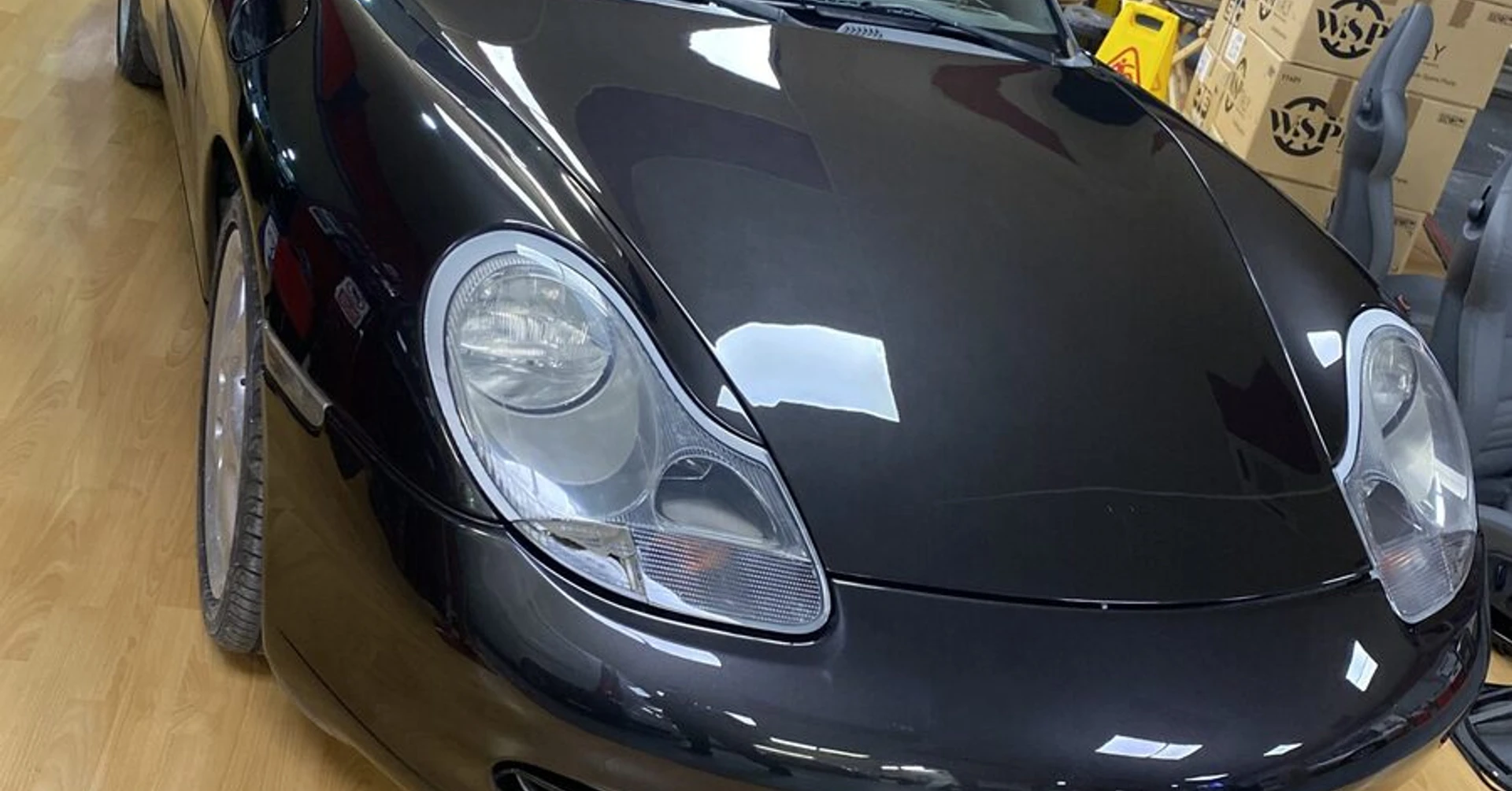 Restauration complète d'une Porsche 996 Carrera 4