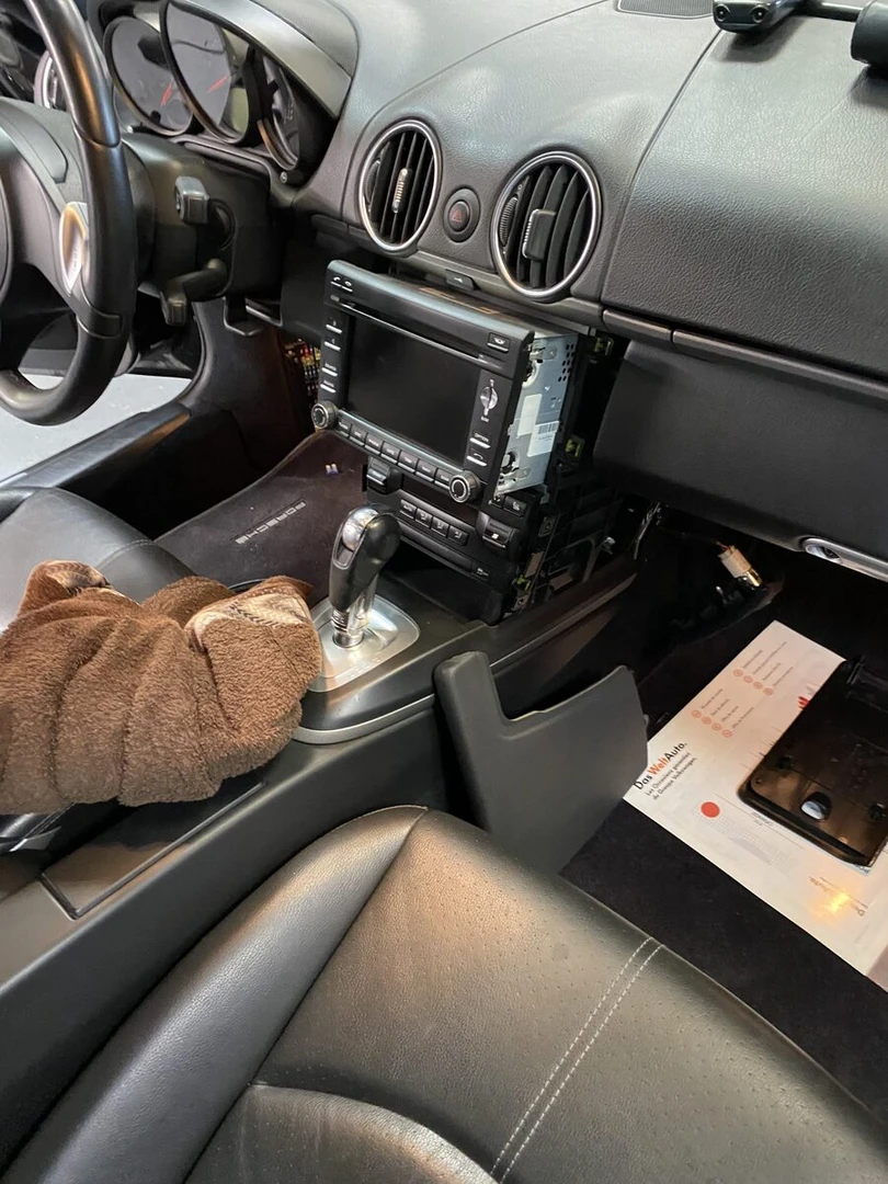 Porsche Cayman : autoradio Kenwood DNX419DAB et Android Auto