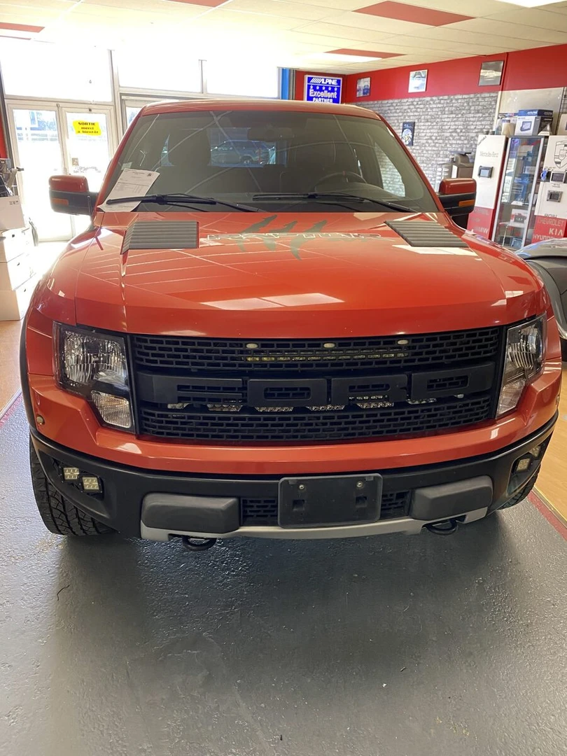Ford F-150 Raptor : Kenwood CarPlay, amplis BLAM et caméra de recul