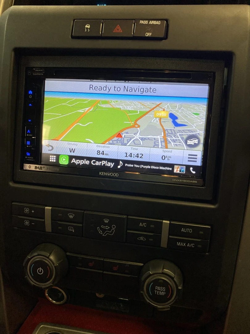 Ford F-150 Raptor : Kenwood CarPlay, amplis BLAM et caméra de recul