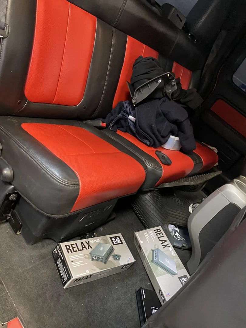 Ford F-150 Raptor : Kenwood CarPlay, amplis BLAM et caméra de recul