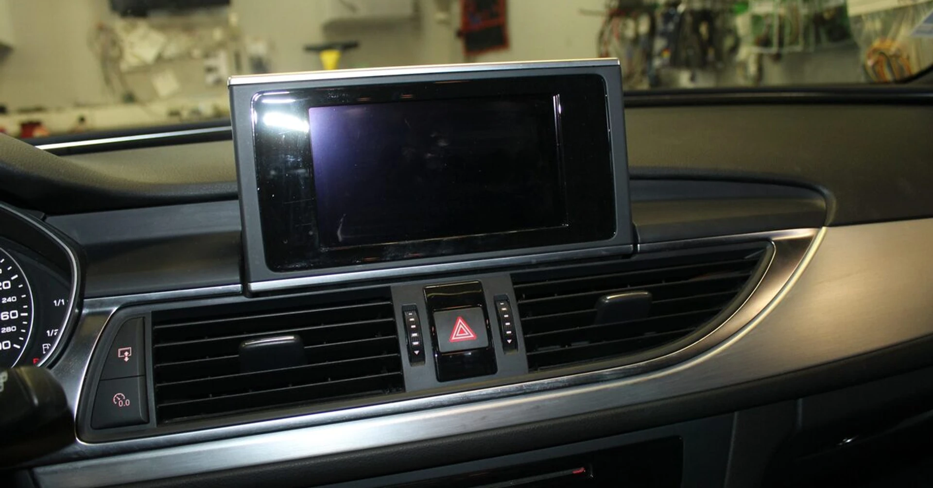 Réparation MMI Audi A6 : écran éteint