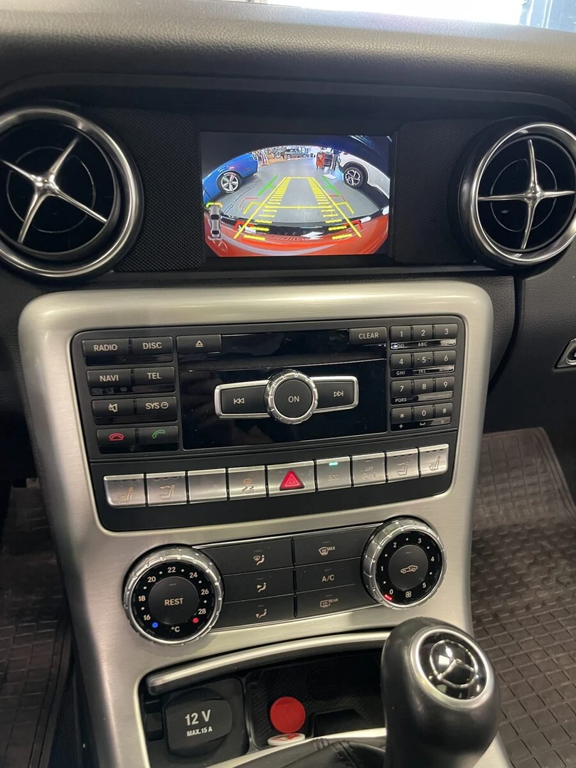 Mercedes SLK 2013 : CarPlay, Android Auto et caméra de recul