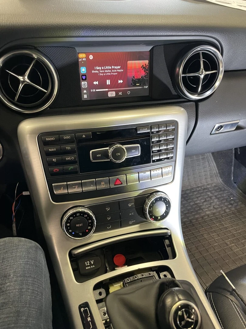 Mercedes SLK 2013 : CarPlay, Android Auto et caméra de recul
