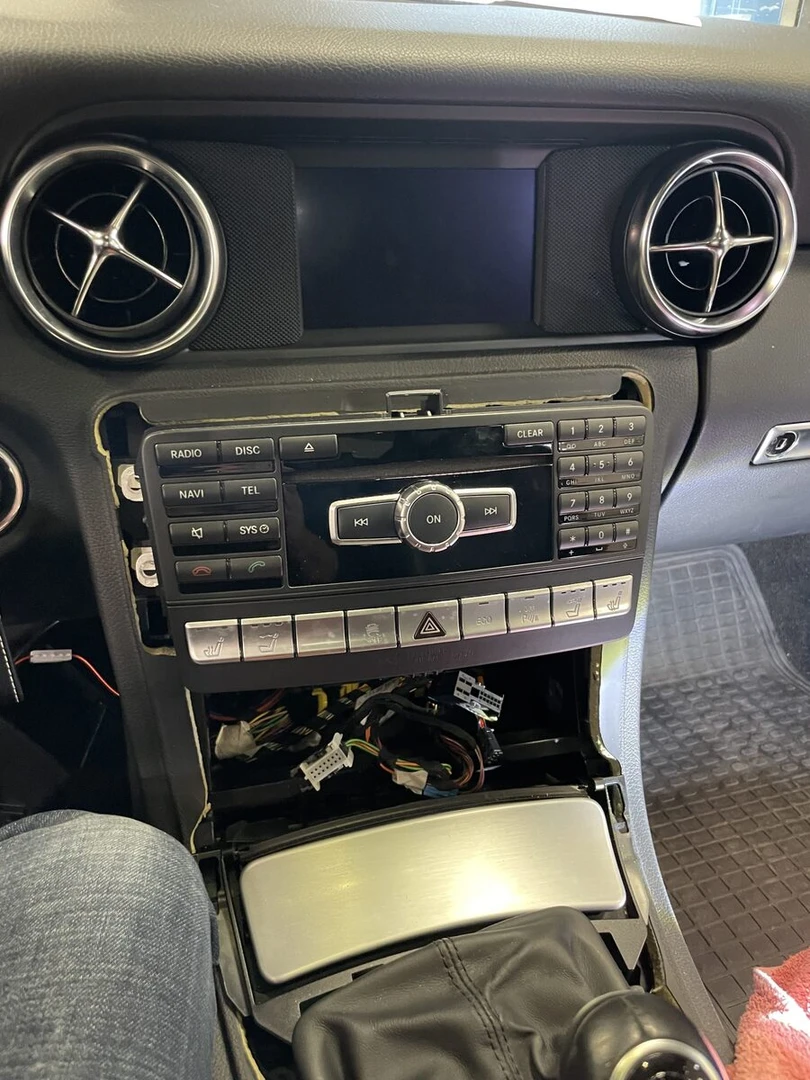 Mercedes SLK 2013 : CarPlay, Android Auto et caméra de recul