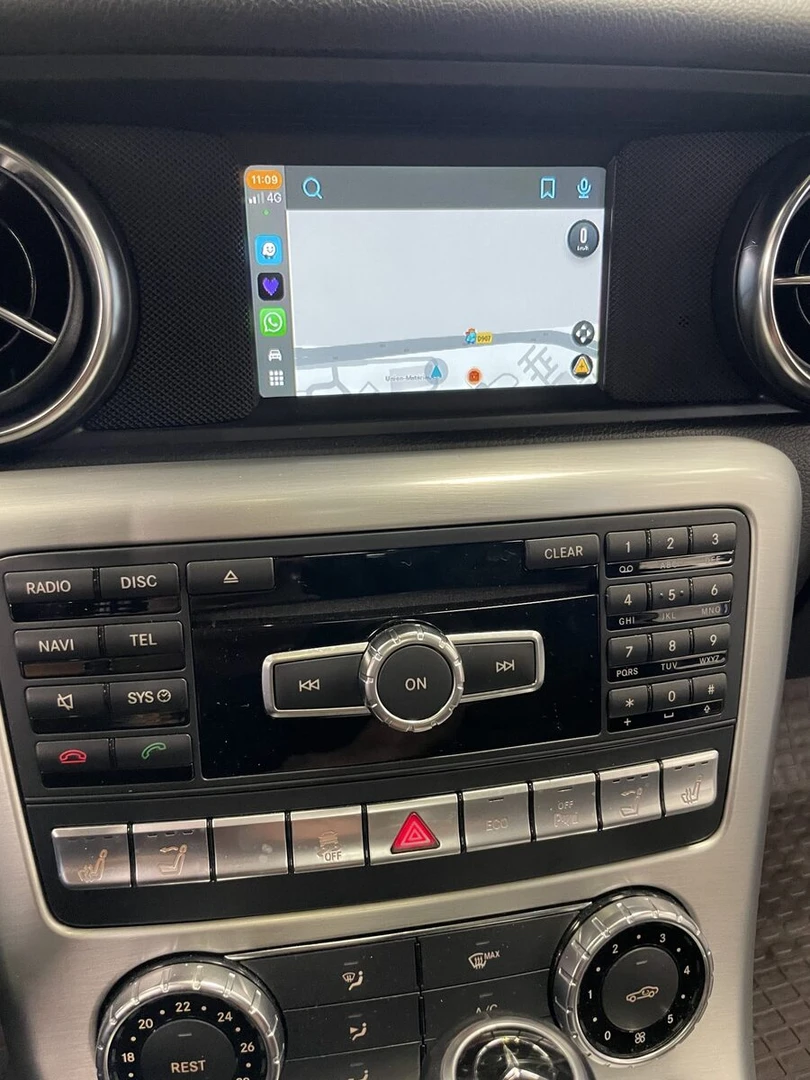 Mercedes SLK 2013 : CarPlay, Android Auto et caméra de recul