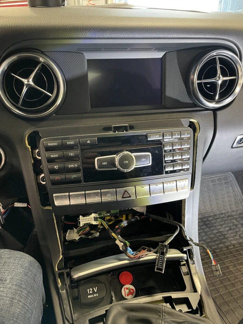 Mercedes SLK 2013 : CarPlay, Android Auto et caméra de recul
