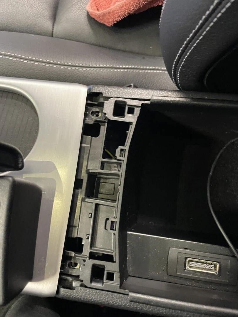 Mercedes SLK 2013 : CarPlay, Android Auto et caméra de recul