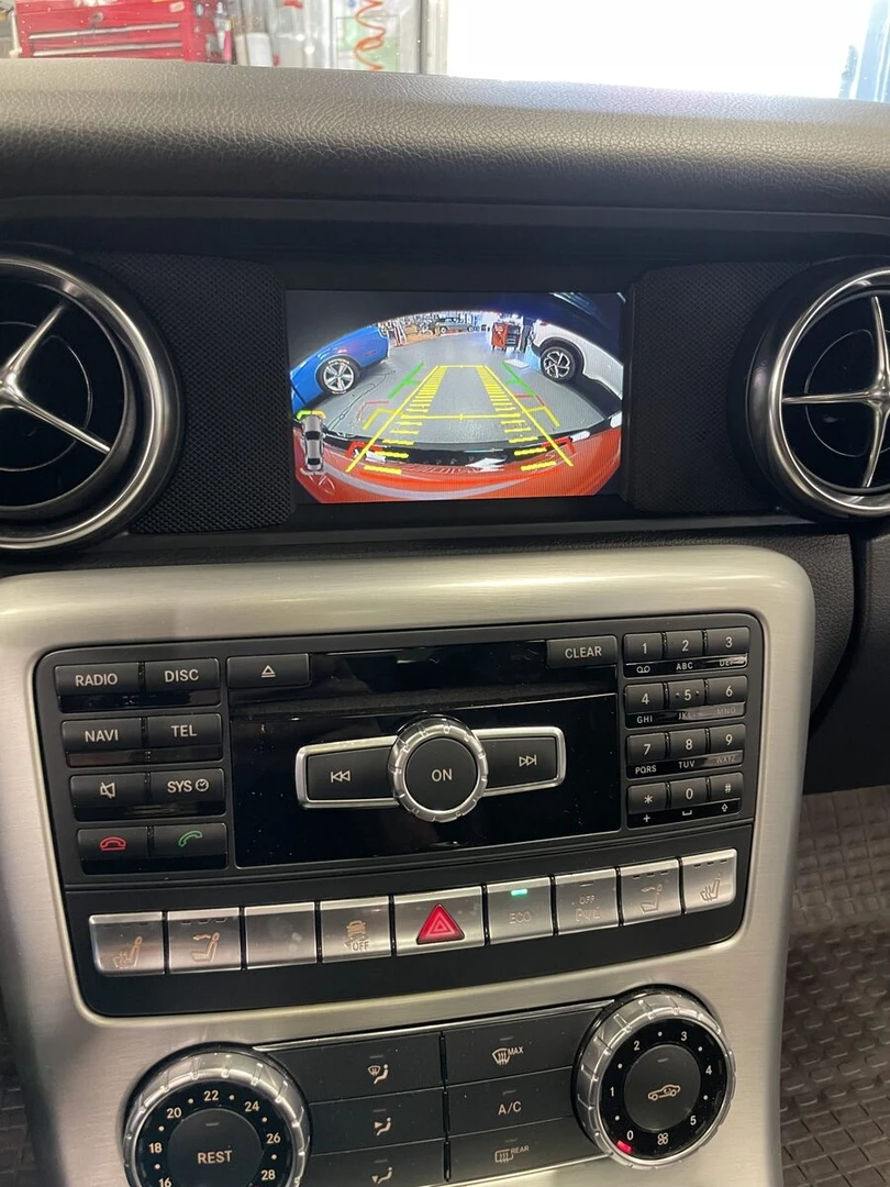 Mercedes SLK 2013 : CarPlay, Android Auto et caméra de recul