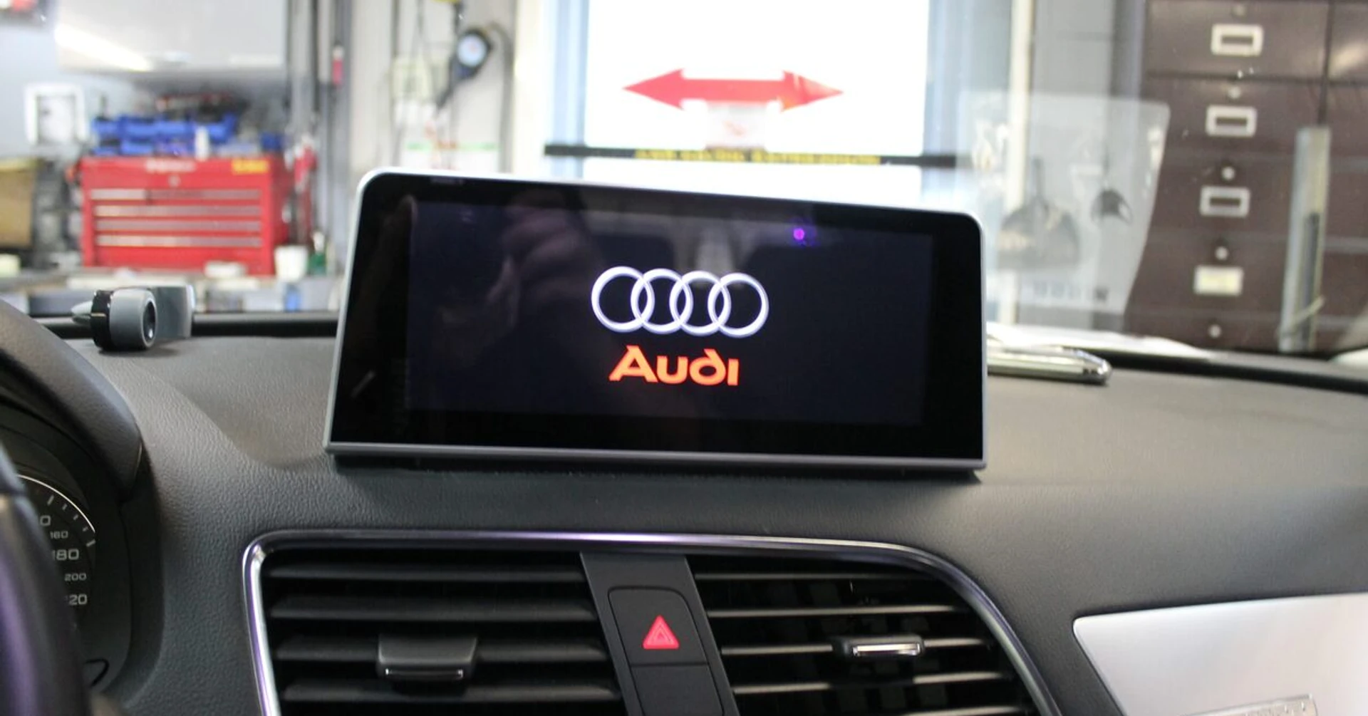 Audi Q3 2016 : écran GPS Android, CarPlay et caméra