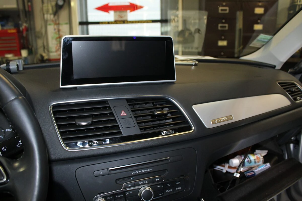 Audi Q3 2016 : écran GPS Android avec Apple CarPlay et caméra de recul