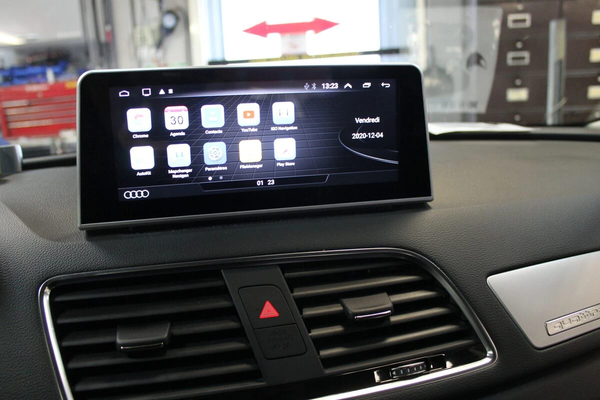Audi Q3 2016 : écran GPS Android avec Apple CarPlay et caméra de recul