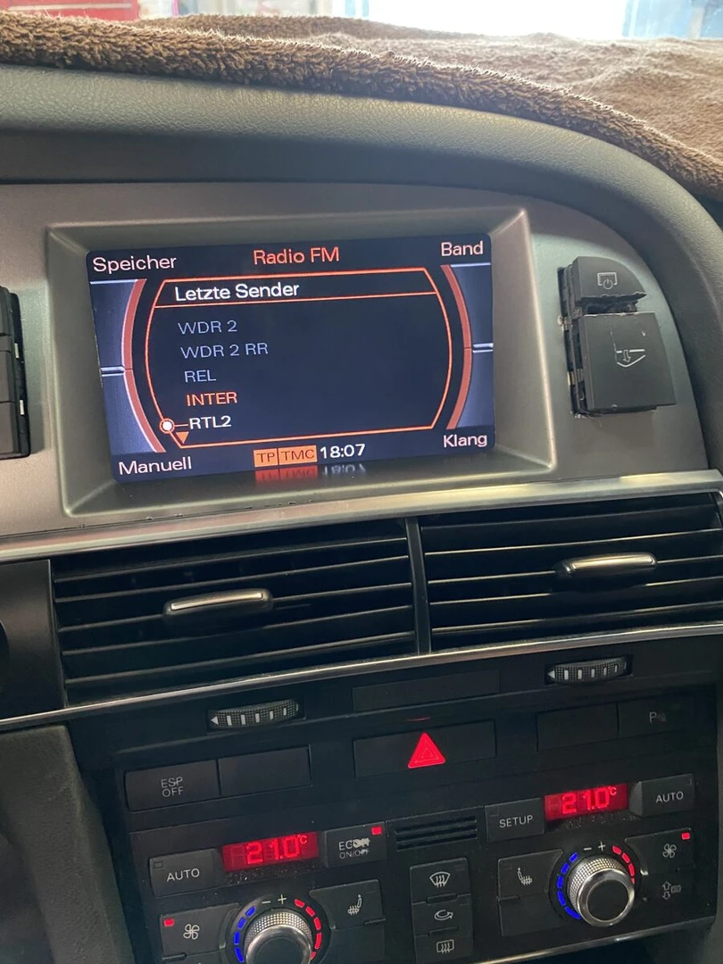 Audi S6 : MMI qui ne s'allume plus, module Bluetooth et tuner réparés