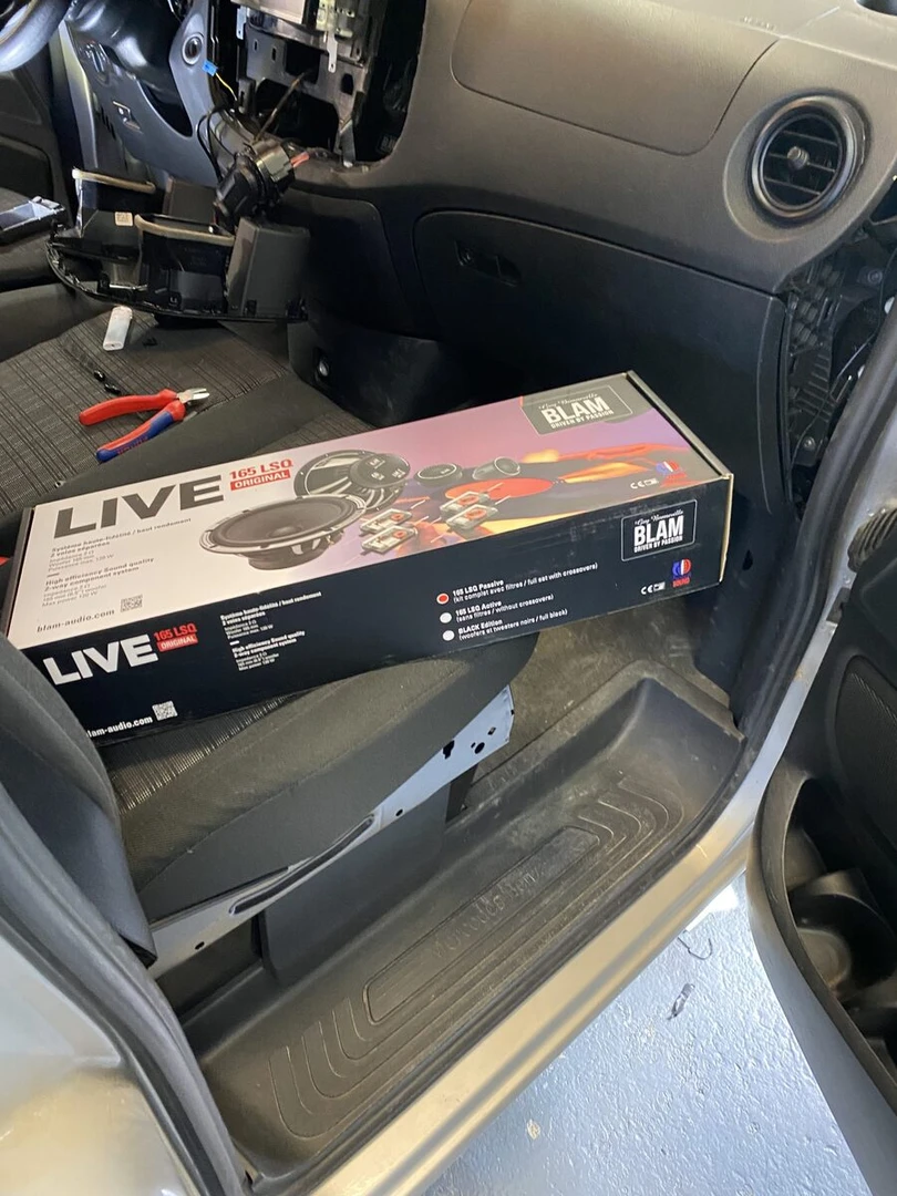 Mercedes Vito : Kenwood CarPlay, BLAM Live et insonorisation complète
