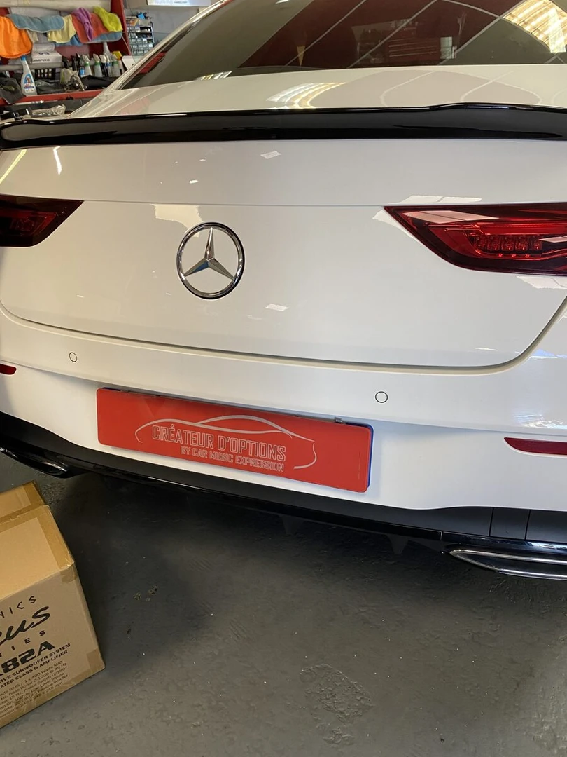 Mercedes CLA 2020 : haut-parleurs BLAM Live et insonorisation des portes