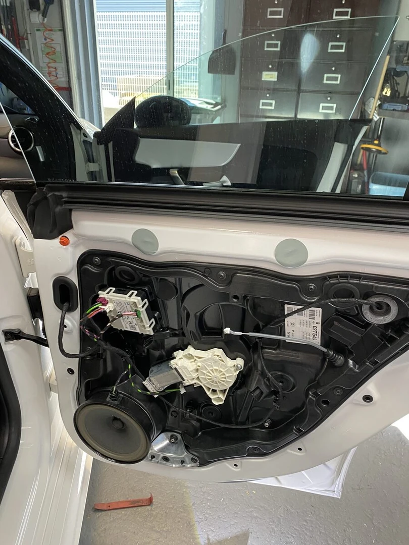 Mercedes CLA 2020 : haut-parleurs BLAM Live et insonorisation des portes