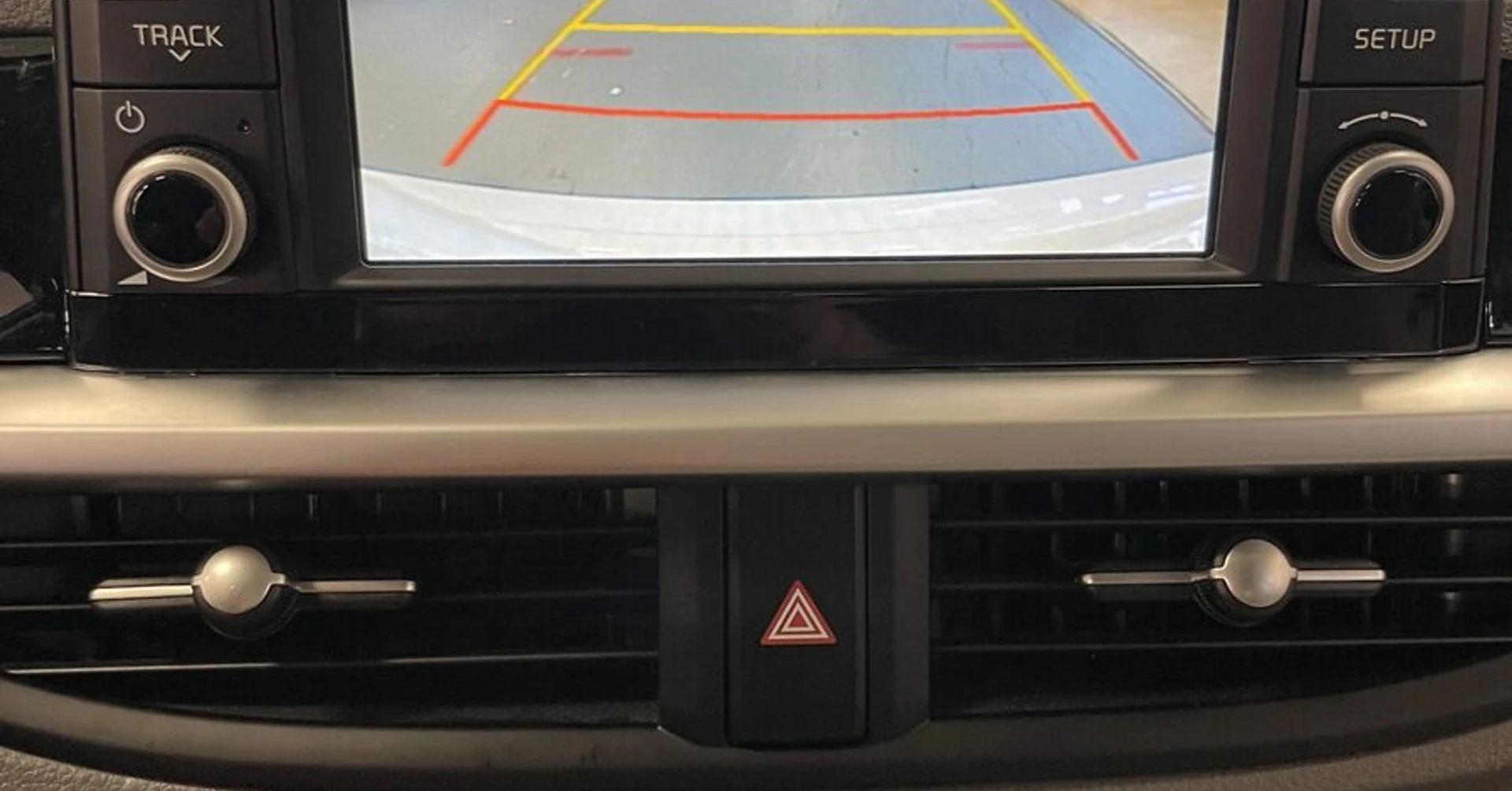 Kia Picanto 2019 : réparation autoradio, caméra sans image