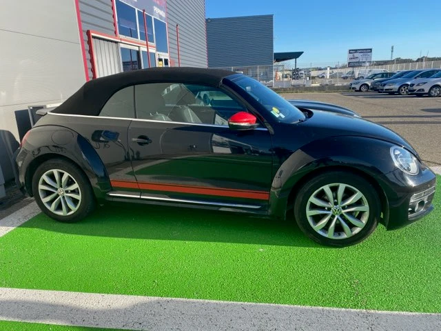 Volkswagen Coccinelle cabriolet 2017 : capote en alpaga noir