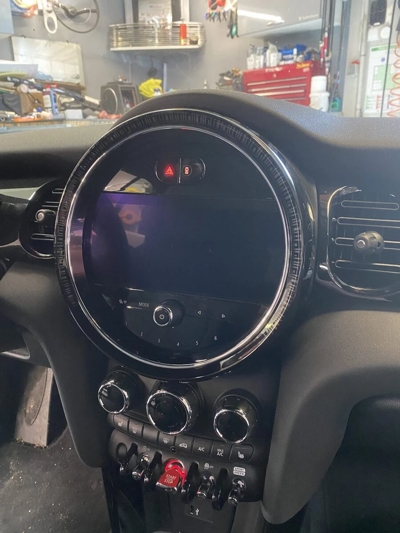 Mini 2023 : une caméra de recul comme d'usine