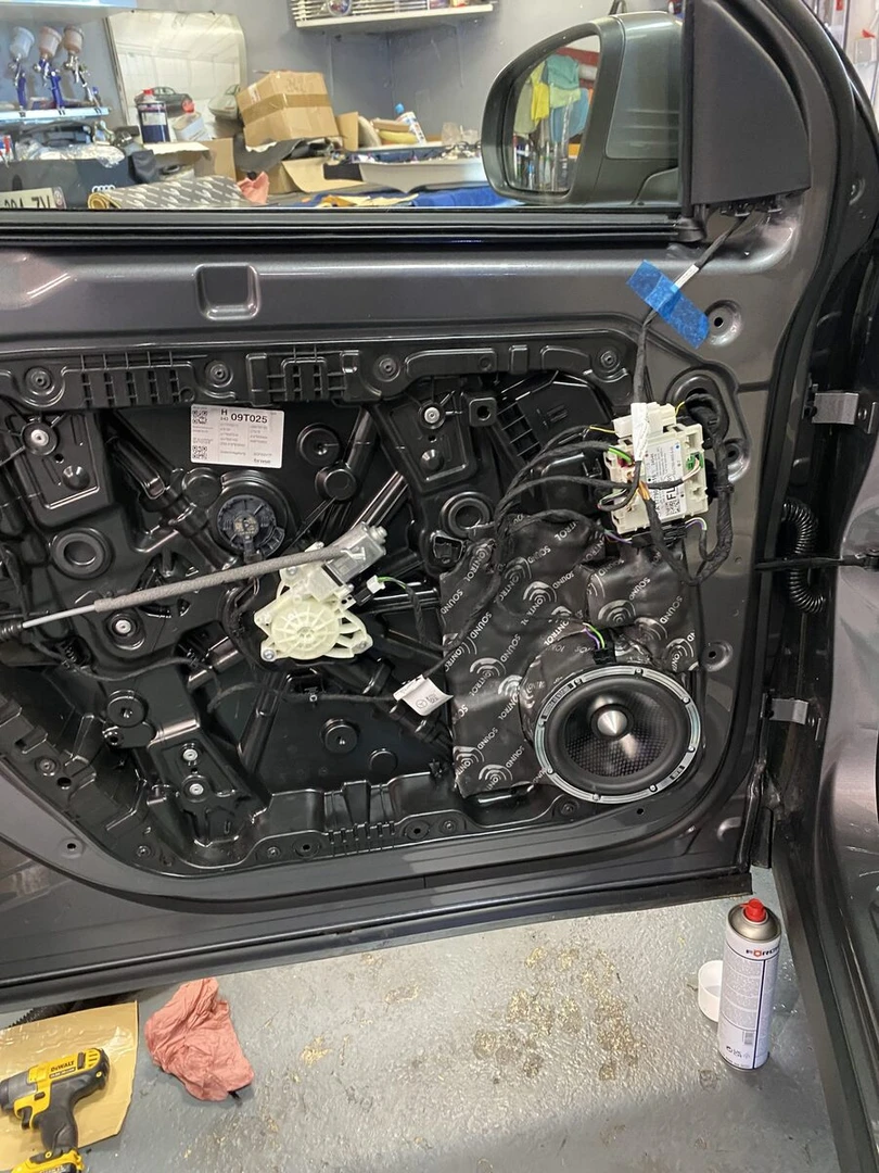 Mercedes EQA 2024 : BLAM Signature, caisson Hifonics et insonorisation