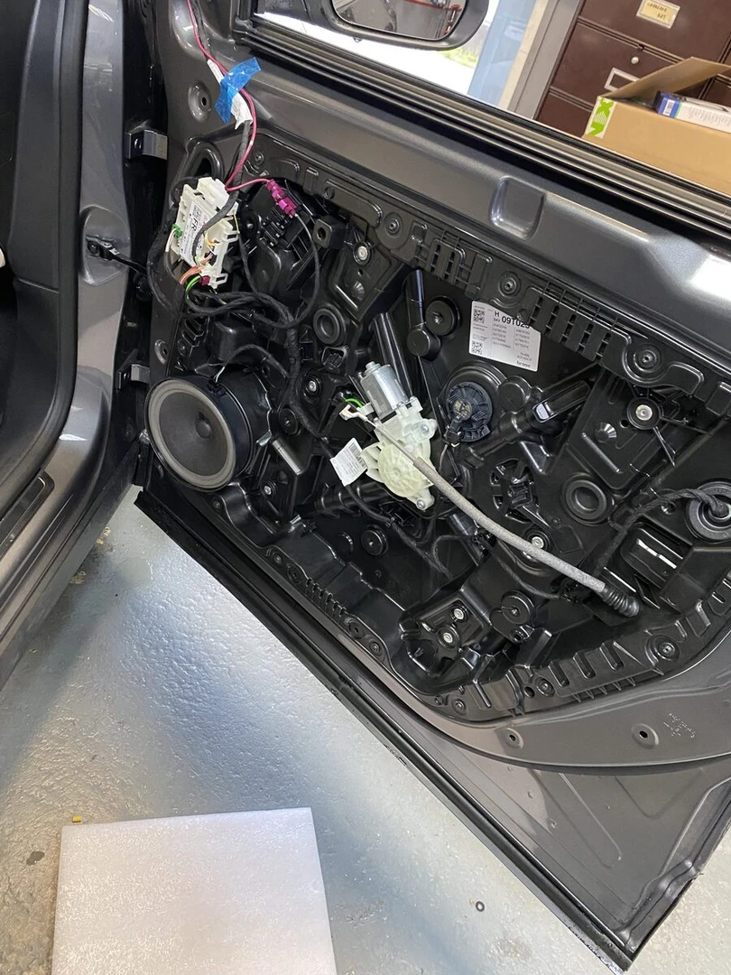Mercedes EQA 2024 : BLAM Signature, caisson Hifonics et insonorisation