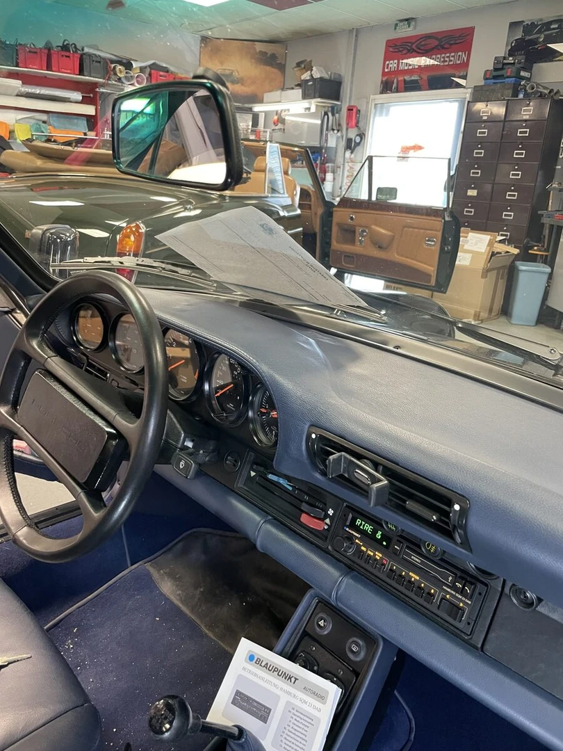 Porsche 911 classique : autoradio Blaupunkt Hamburg DAB+ et Bluetooth
