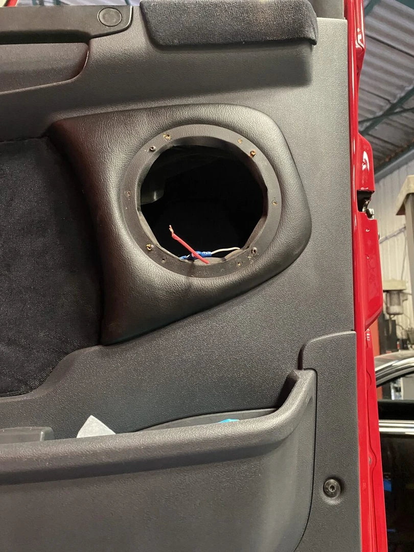 Scania : sono vintage, sellerie et autoradio Kenwood DNX5190DABS