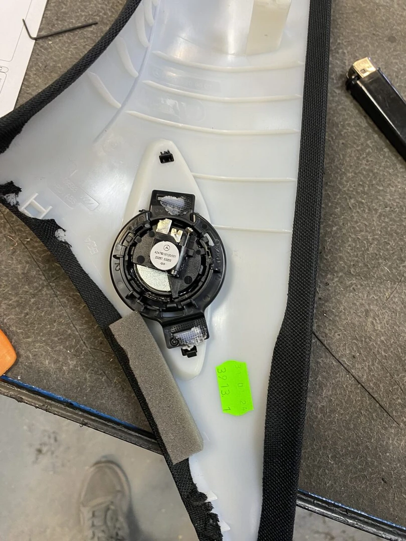 Mercedes EQA 2024 : BLAM Signature, caisson Hifonics et insonorisation