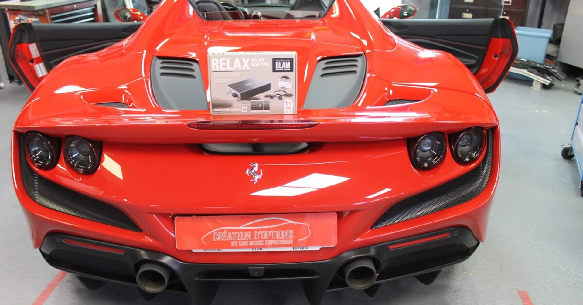 Ferrari F8 Spider : son BLAM Live et ampli RA704DSP Pro