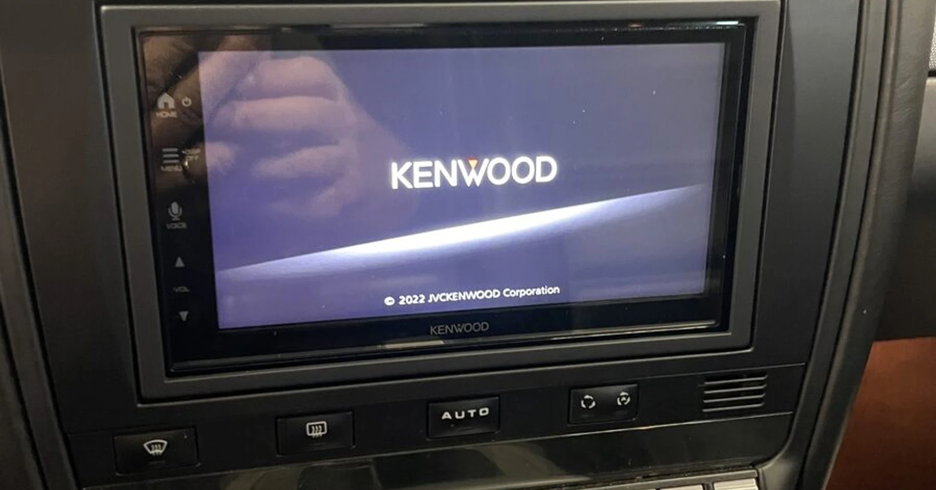 Porsche Cayenne : autoradio Kenwood CarPlay et Android Auto
