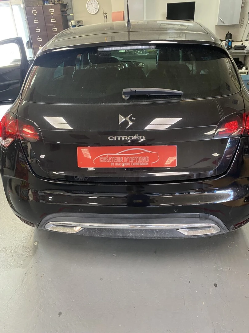 Citroën DS4 : réparation de l'ampli Denon et reprogrammation de l'autoradio