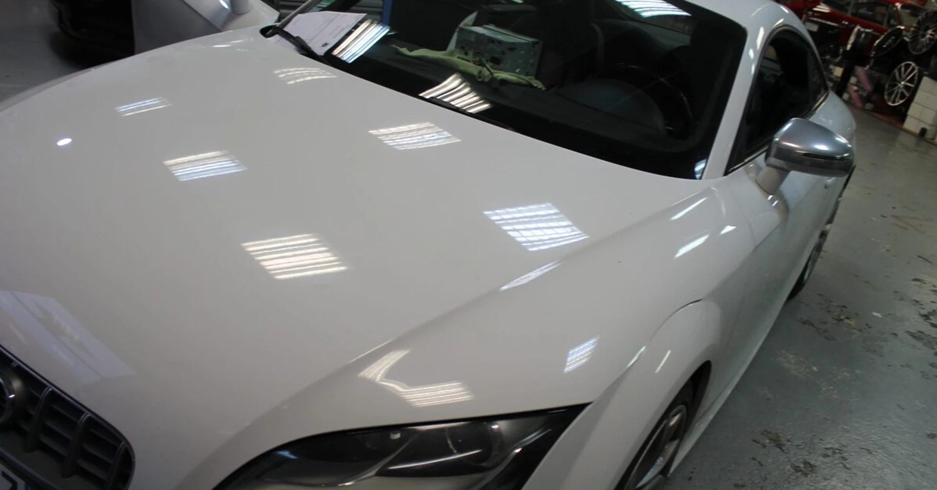 Audi TTS japonaise : Kenwood, CarPlay et caméra de recul
