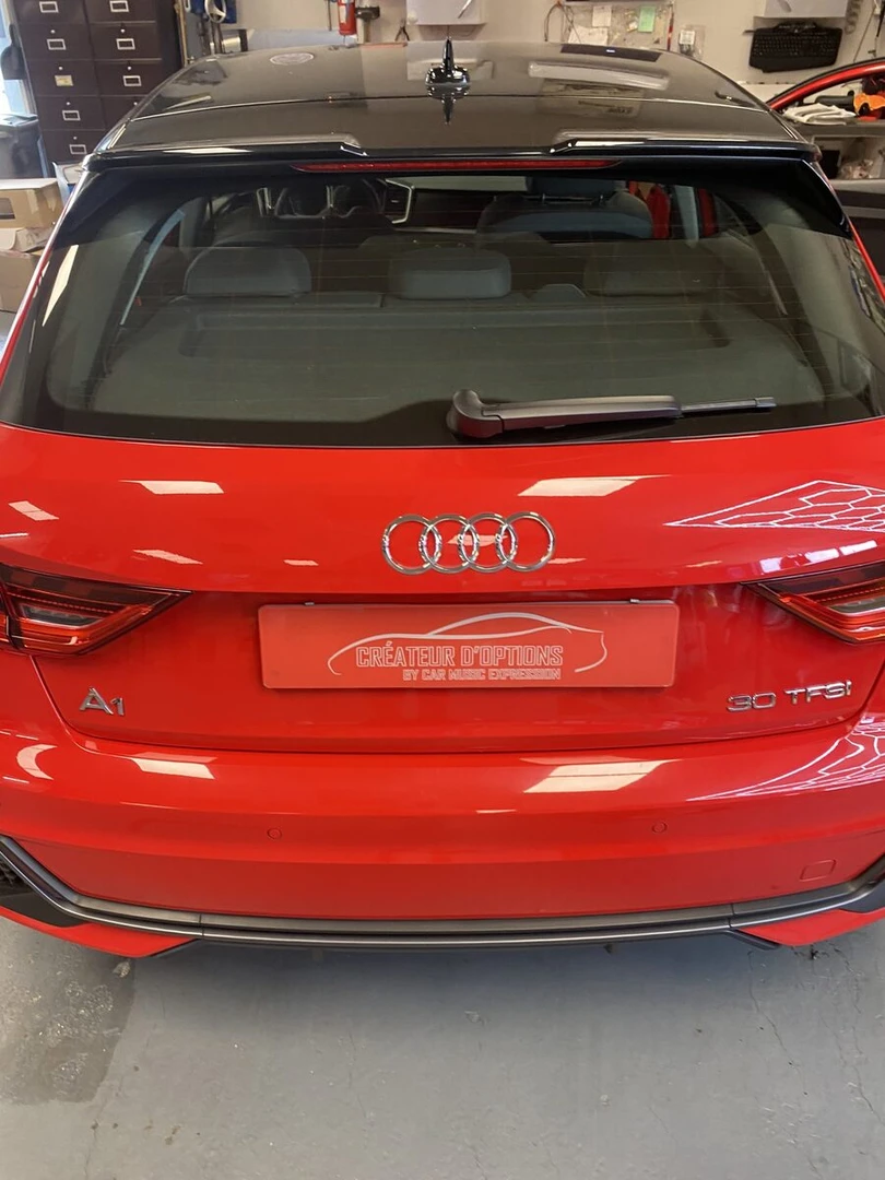 Audi A1 2023 : BLAM 200RS, insonorisation et caisson ESX dans la roue de secours
