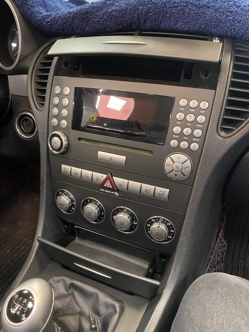 Mercedes SLK 2006 : autoradio GPS Kenwood Garmin avec CarPlay et Android Auto