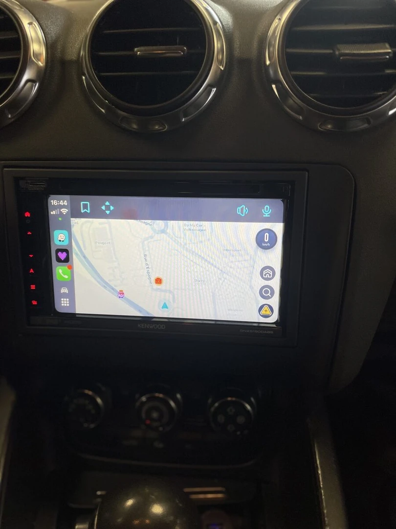 Audi TT : haut-parleurs BLAM Signature et Kenwood DNX CarPlay