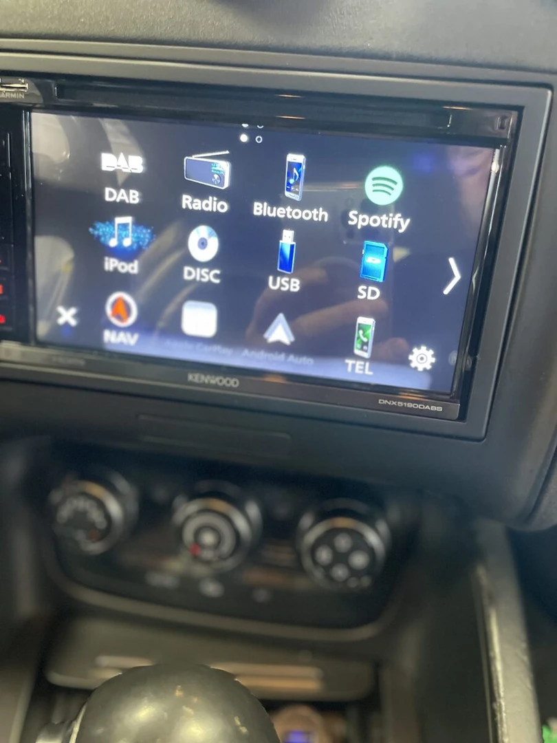 Audi TT : haut-parleurs BLAM Signature et Kenwood DNX CarPlay