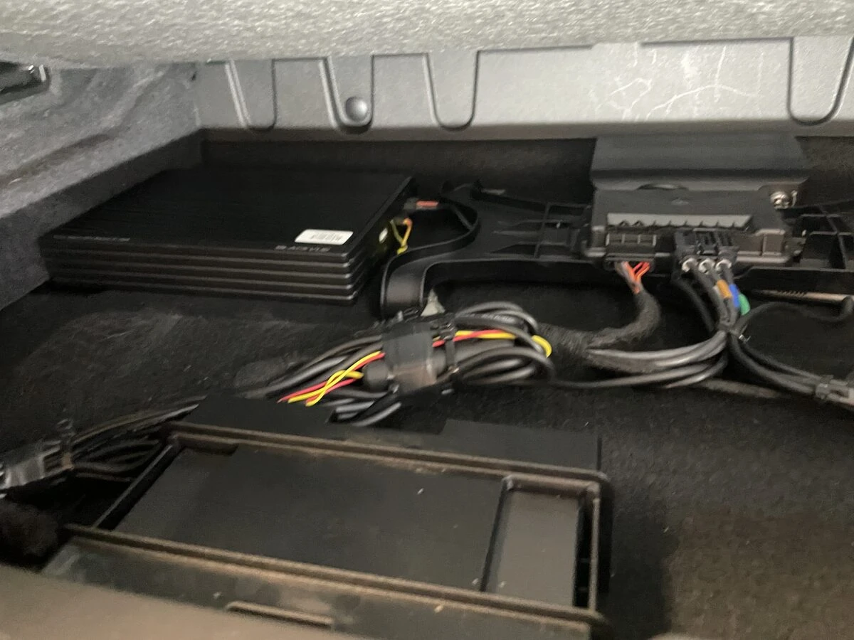 Audi Q6 2025 : BlackVue trois caméras, cloud et batterie dédiée