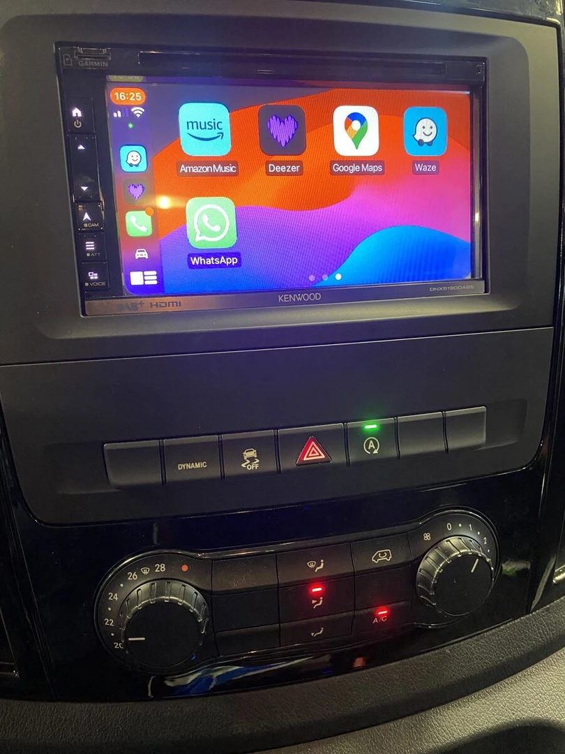 Mercedes Vito : Kenwood CarPlay, BLAM Live et haut-parleurs sous banquette