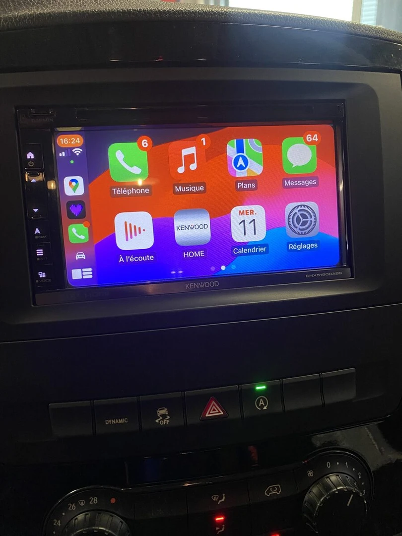 Mercedes Vito : Kenwood CarPlay, BLAM Live et haut-parleurs sous banquette