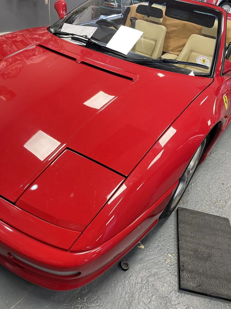 Ferrari F355 Spider : son amélioré et traceur GPS