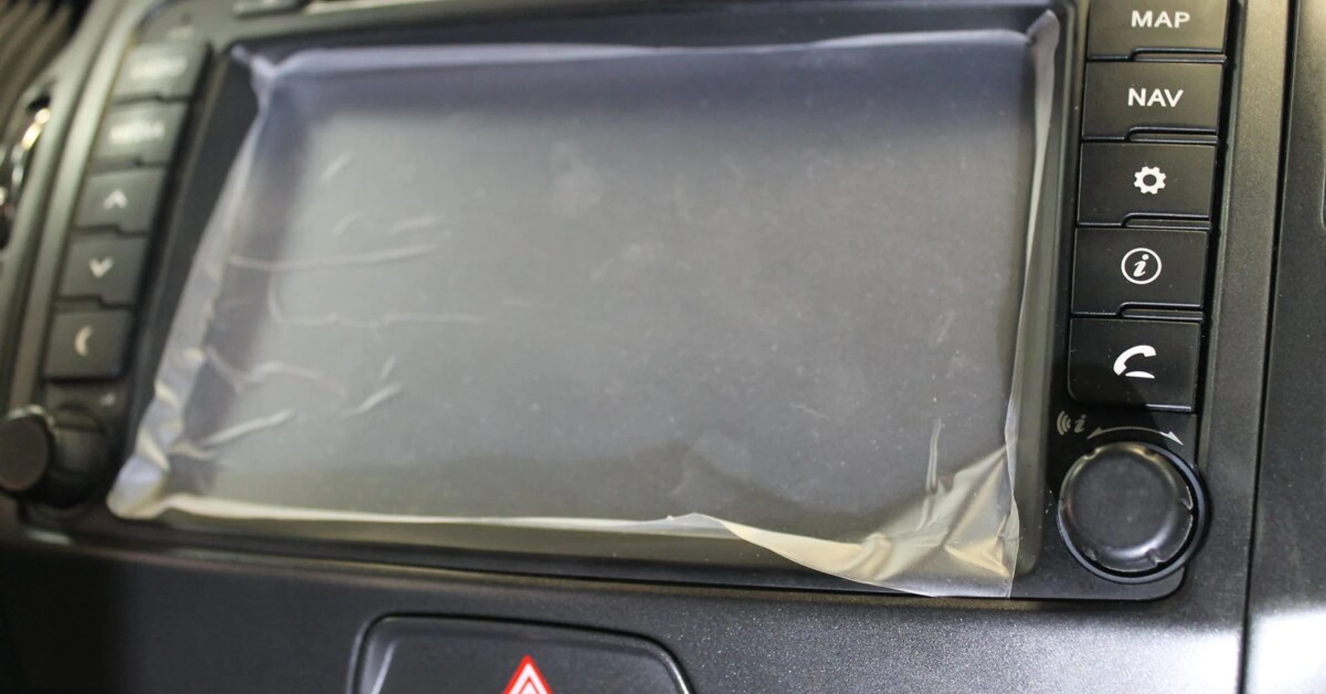 Réparation écran Kia Sportage : dalle tactile neuve
